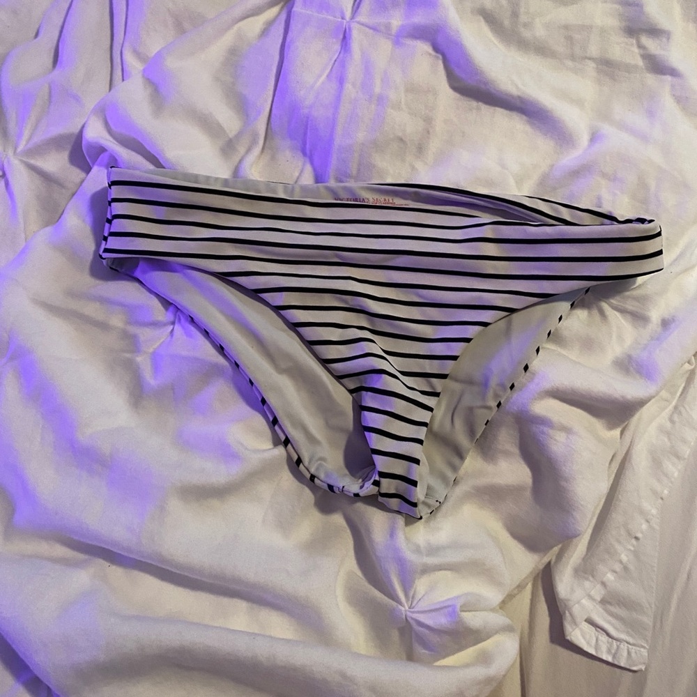 Victoria secret bikini bottoms